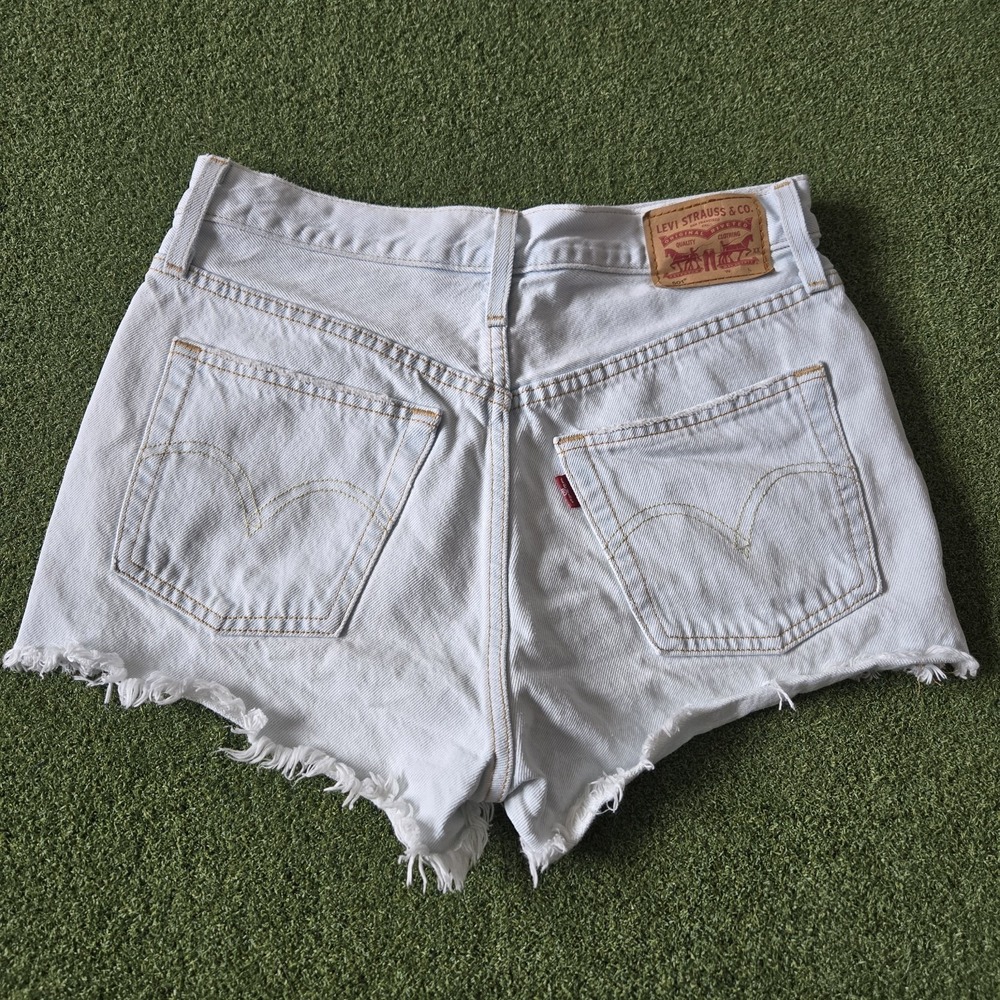 Levi's 501 High Rise Cutoff Distressed Button Fly Shorts Denim Women's Size 28 - Picture 3 of 12